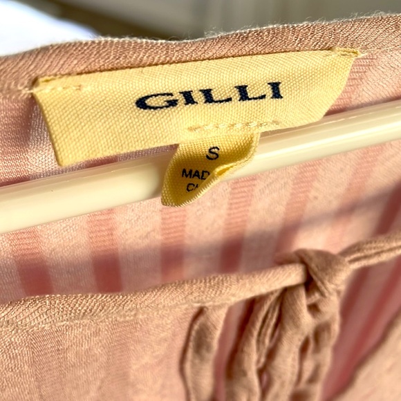 Pink blouse - Picture 3 of 3